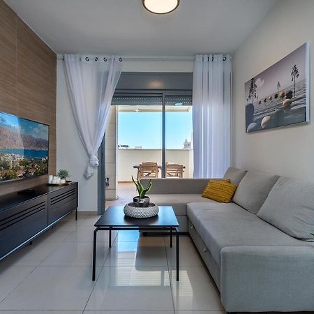 Melony Apartments Yam Suf Street Eilat Buitenkant foto