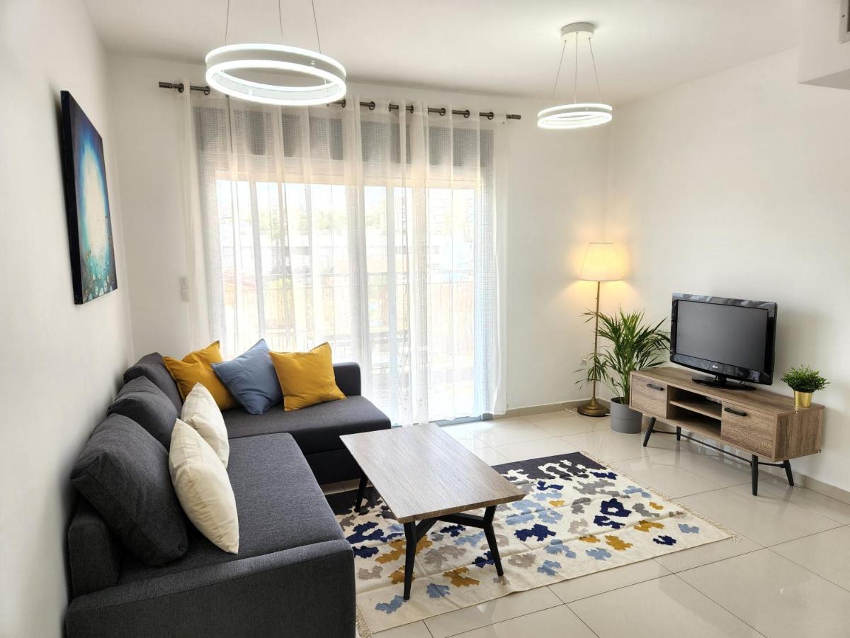 Melony Apartments Yam Suf Street Eilat Buitenkant foto
