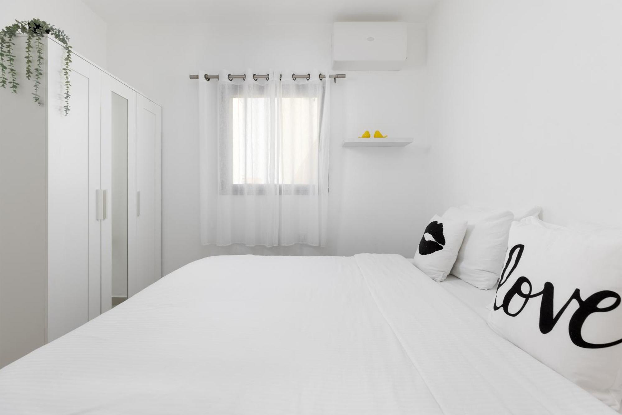 Melony Apartments Yam Suf Street Eilat Buitenkant foto